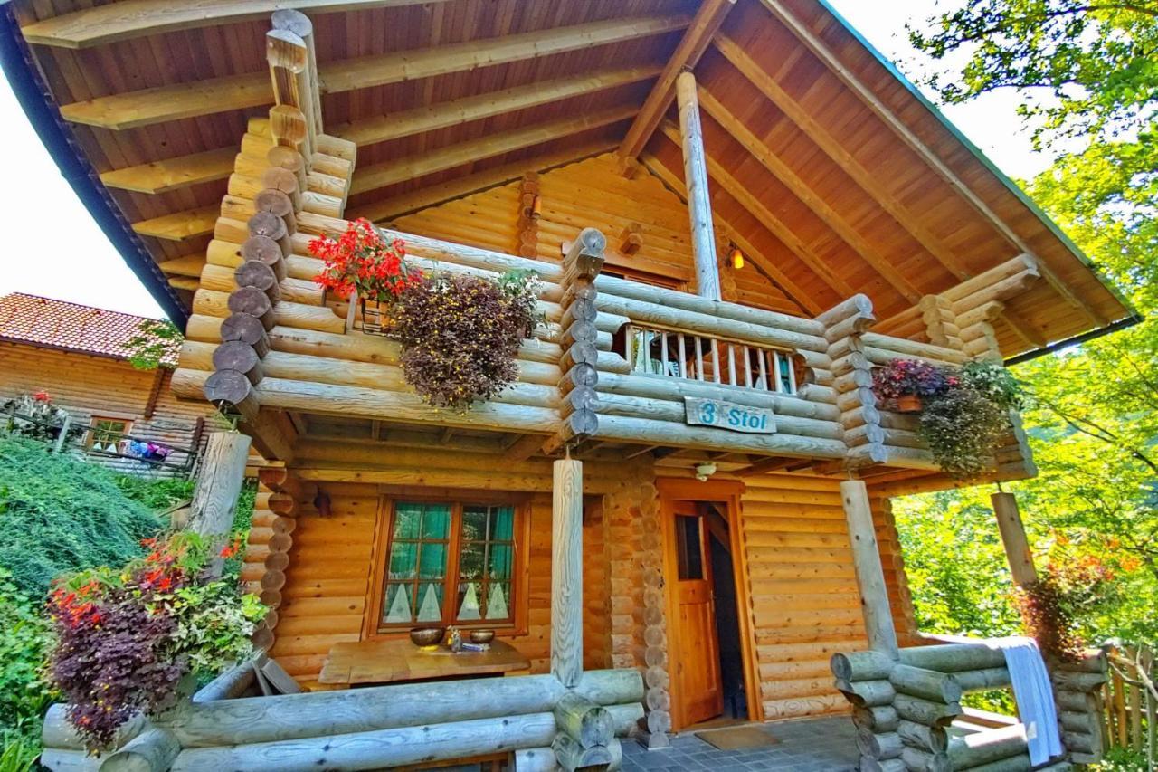 Kamp Koren Kobarid Bagian luar foto